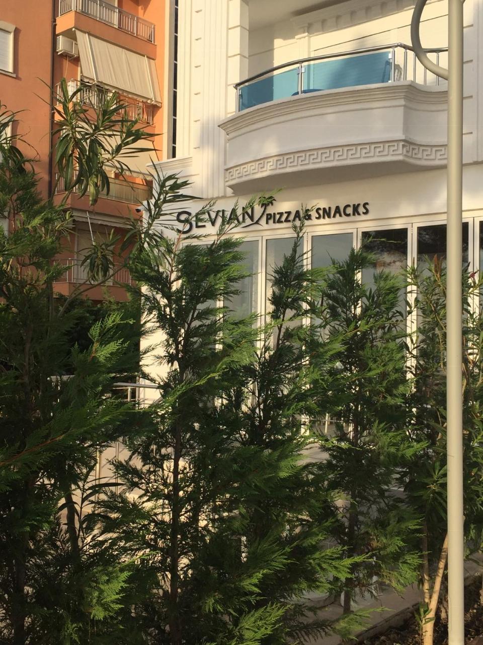 Kk Fafa Apartments 格勒姆 外观 照片